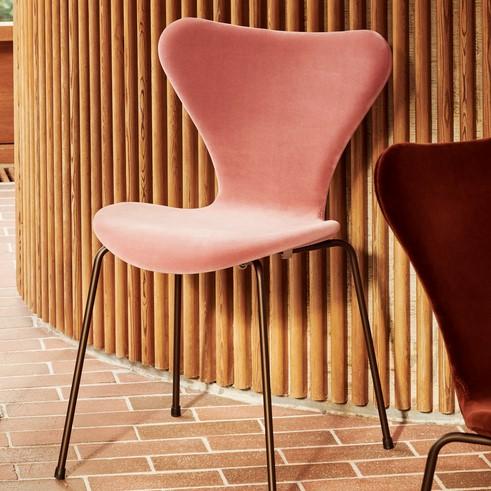 SERIES 7™ VELVET EDITION セブンチェア ベルベットエディション ～A